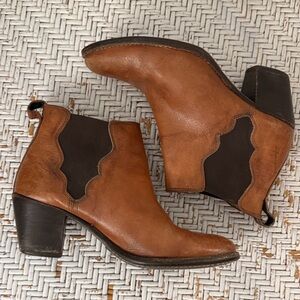Frye Leather Ankle Heeled Boot/Bootie